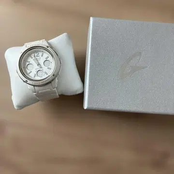 Baby-G 화이트