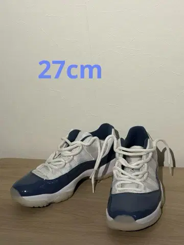 AJ11 화이트/네이비 스니커즈 로우컷