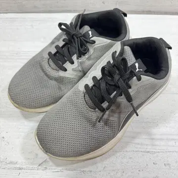 [ 가격 인하 중 ] PUMA 소프트라이드 필 WIDE 폭넓은