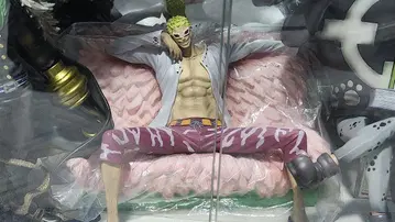 원피스 아카이브 컬렉션 도플라밍고 피규어