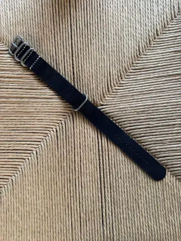 barkoutsiders genuine nato strap 22mm