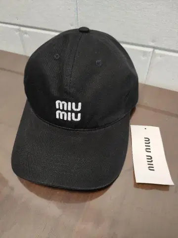 블랙 야구 모자