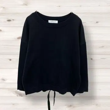 라토타리테 블랙 상의 심플 리본 청순 깔끔 1111v