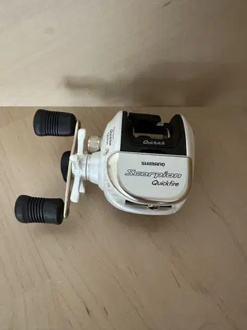 SHIMANO Scorpion Quickfire 베이트 낚시릴