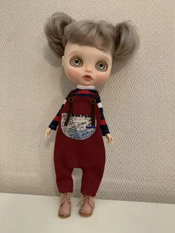 네오 브라이스 옷 갈아입기 의류