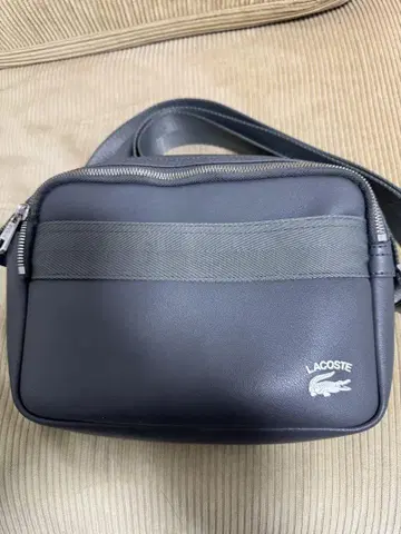 LACOSTE 숄더백 그레이 새상품급