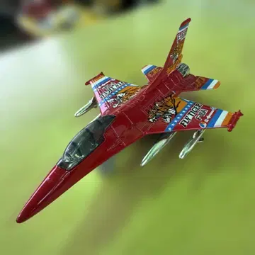 F-16A 플라이 타이거 1/72 스케일 모델