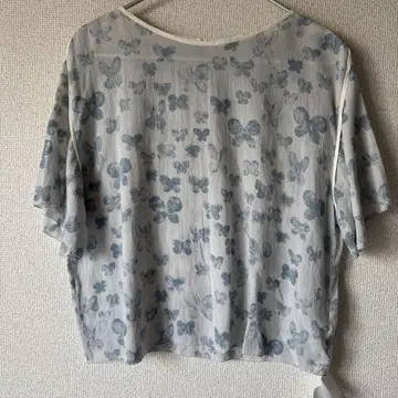 mina perhonen memoria 나비 무늬 반팔 셔츠