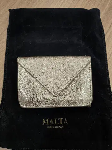 MALTA 샴페인 골드 3단 폴더형 지갑 수납 봉투 포함