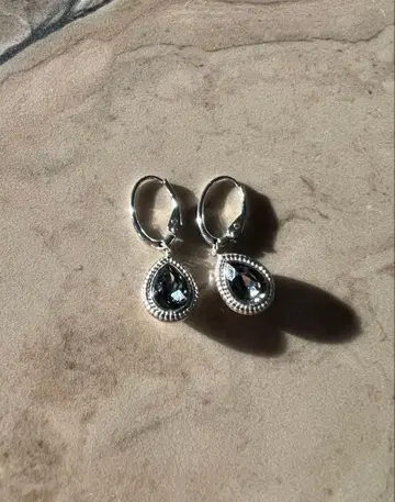 스와로브스키 드롭형 귀걸이