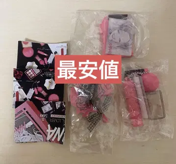 NANA x PASSIONAL LOVER 미니 참 컬렉션 가챠