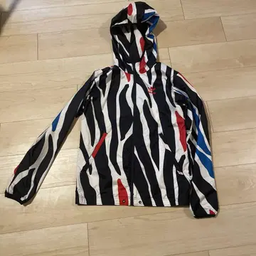 adidas 제브라 패턴 나일론 자켓