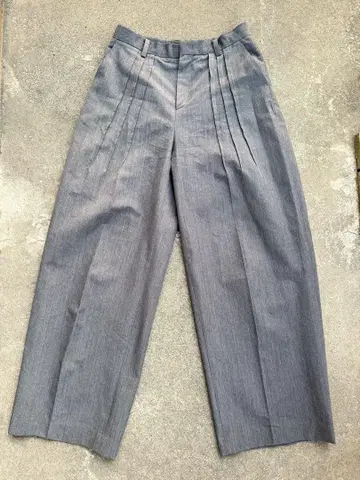 NEU_IN 23ss 플리츠 와이드 팬츠
