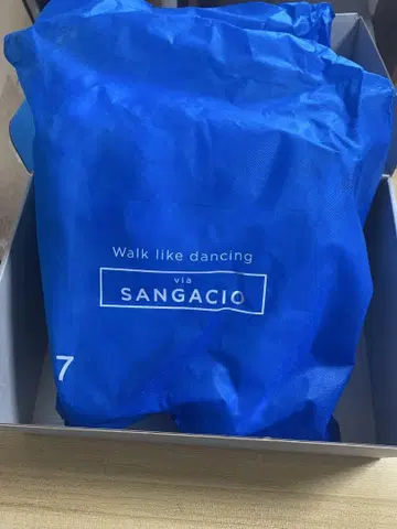 SANGACIO 화이트 스니커즈 7