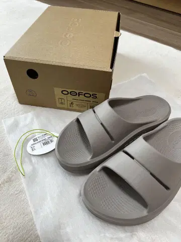 우포스 OOFOS 오메가 노마드 23cm