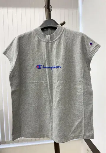 Champion 그레이 반팔 티셔츠