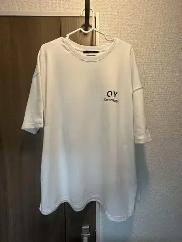 새상품 OY 반팔
