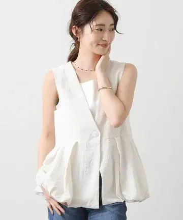 뮬 Mewl 린넨 혼방 벌룬 베스트 A25484