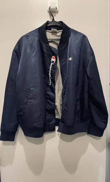 Champion 네이비 바시티 자켓 사이즈 m