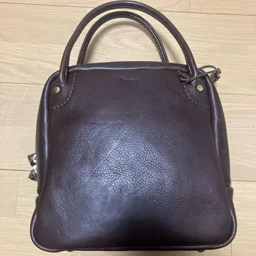 Organ Herz 큐브 토트 M 사이즈 카스타뇨