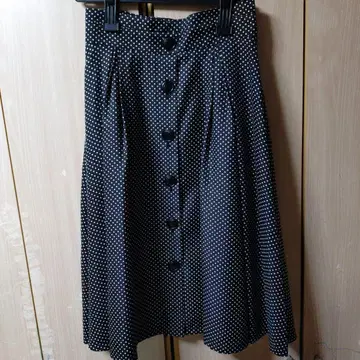새상품 아푸와이저 리셰 도트 패턴 스커트 size 2