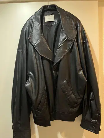 stein20AW OVER SLEEVE FAKELEATHER JACKET