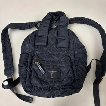 MARC JACOBS 퀼팅 블랙 백팩