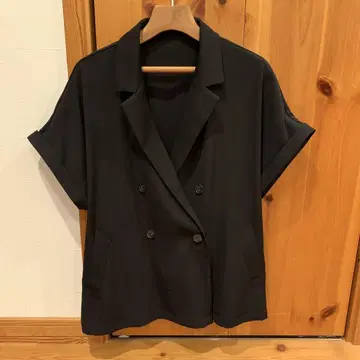 블랙 더블 브레스트 1분 소매 베스트