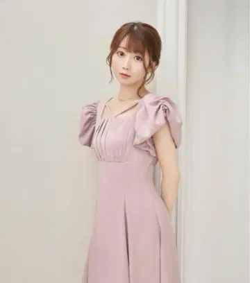 RoseMuse tack puff sleeve onepiece pink