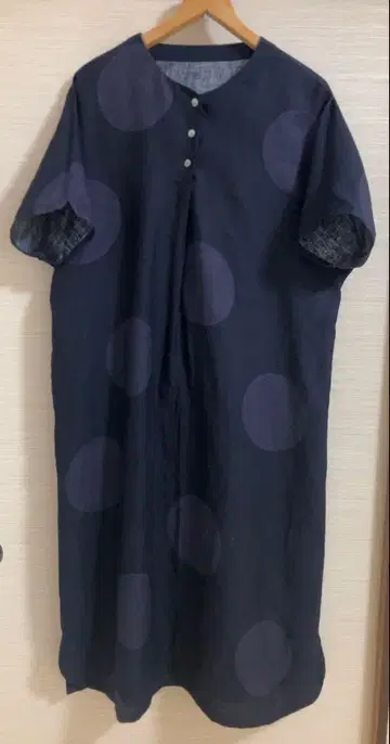 [ 오니바 ] 네이비 도트 무늬 롱 원피스