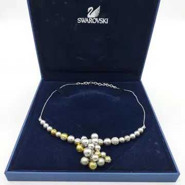 새상품급 스와로브스키 목걸이 고급스러움