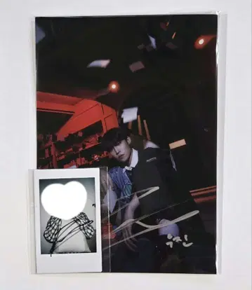 AB6IX 우진 폴라로이드 친필 사인