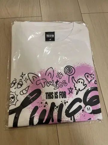 TWICE THIS IS FOR 화이트 T셔츠 M 사이즈