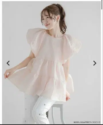 fitmore saaya 콜라보! 자카드 티어드 상의