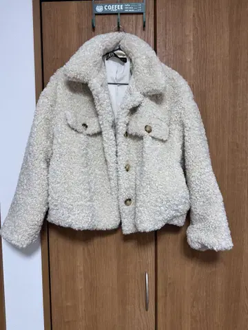 ZARA 아이보리 보아 자켓 M