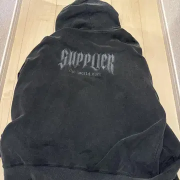 SUPPLIER 백 프린트 후드티