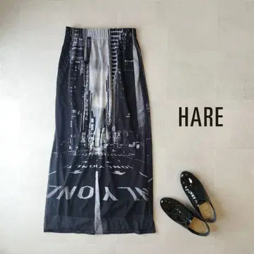 [모드감 충만] HARE city photo 내로우 스커트 BK