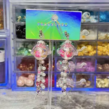 해파리 귀걸이