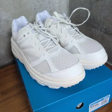 미사용 HOKA ENGINEERED GARMENTS BONDI B 화이트