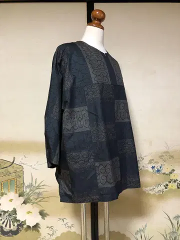 기모노 리메이크 오시마 명주(실크) 다크 블루 패턴 긴팔 튜닉