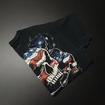 00s LIQUID BLUE 리키드 블루 반팔 티셔츠 스컬 성조기