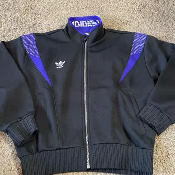 [가격 인하] adidas originals 레어 저지