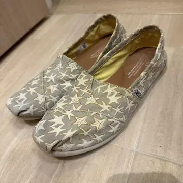 TOMS 별 패턴 그레이 슬립온