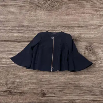 M521 ANN TAYLOR 플레어 슬리브 노카라 자켓