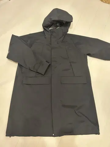 [새상품급] Goldwin Act City 3L coat BK 사이즈 4