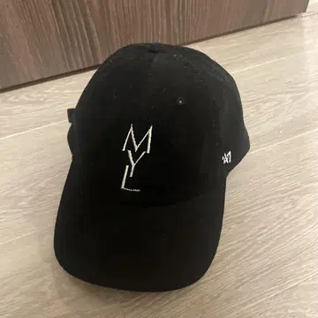마이런 47 MYL 자수 캡 블랙 코듀로이 완판