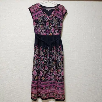 LAURA ASHLEY 플라워 프린트 원피스 13호 ( L~LL 상당 )