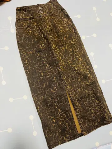 레오파드 하이웨스트 스커트