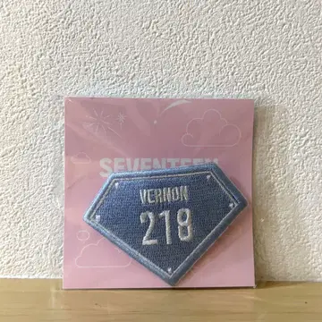 SEVENTEEN 버논 와펜