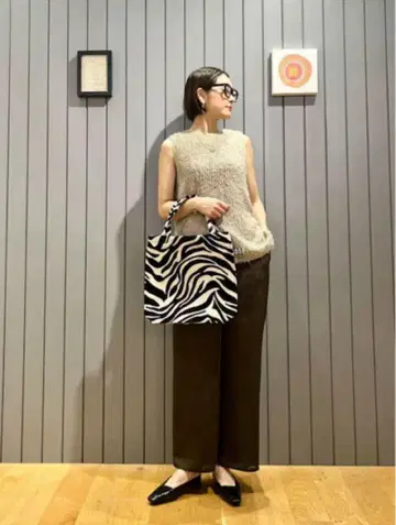 컨디션 최상 BINDU 토트백 제브라